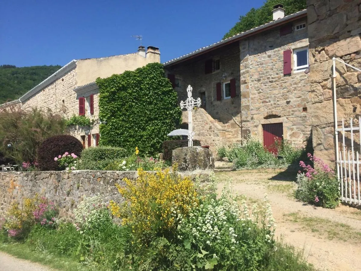 Charmant Gite Avec Poele A Bois, Terrasse Et Jardin, Sentiers Rando, 1 Chambre + Mezzanine - Fr-1-496-256 Veranne